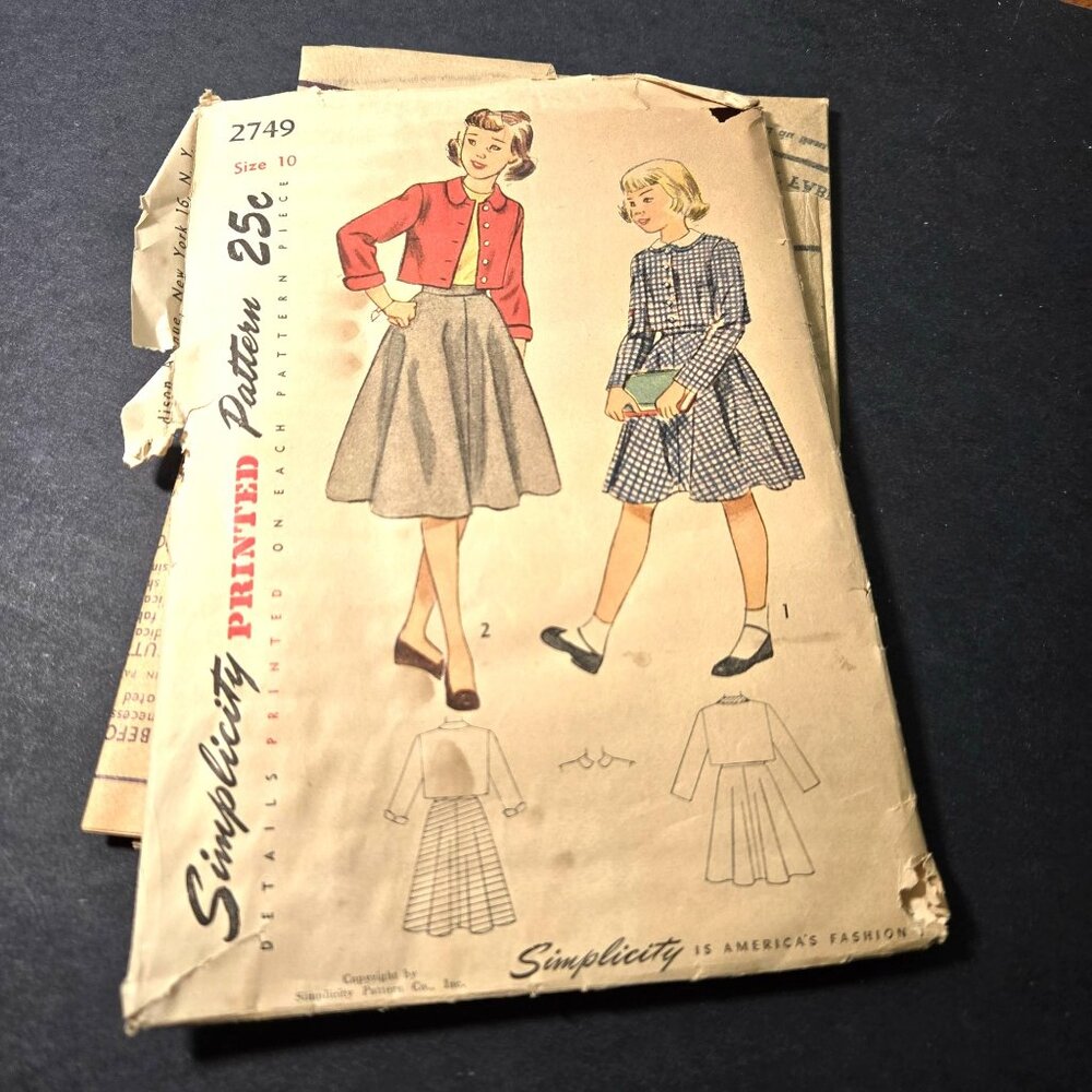 Simplicity 2749 sewing pattern Girls bolero skirt Size 10 vintage 40s CUT